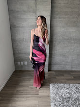 Cargar imagen en el visor de la galería, Prugna - Vestido largo de mesh floral
