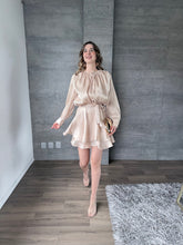 Cargar imagen en el visor de la galería, Liora - Vestido corto champagne
