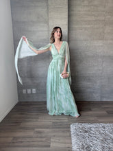 Cargar imagen en el visor de la galería, Massima - Vestido largo estampado verde
