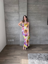 Cargar imagen en el visor de la galería, Shira - Vestido largo con caída multicolor
