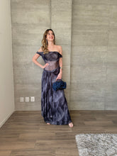 Cargar imagen en el visor de la galería, Seraphine - Vestido largo de mesh azul marino
