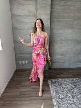 Cargar imagen en el visor de la galería, Alice - Vestido largo floral rosa
