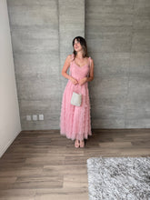 Cargar imagen en el visor de la galería, Lena - Vestido midi de tul rosa claro
