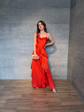 Cargar imagen en el visor de la galería, Agatha - Vestido largo naranja con olanes
