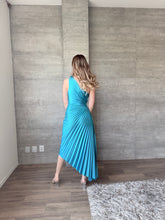 Cargar imagen en el visor de la galería, Capriella - Vestido asimétrico turquesa
