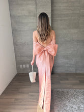 Cargar imagen en el visor de la galería, Rossana -  Vestido largo strapless rosa
