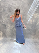 Cargar imagen en el visor de la galería, Ariella - Vestido largo de satín azul polvo

