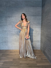 Cargar imagen en el visor de la galería, Celestine - Vestido largo plisado champagne
