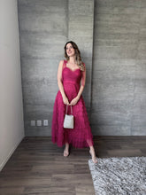 Cargar imagen en el visor de la galería, Lena - Vestido de tul midi color frambuesa
