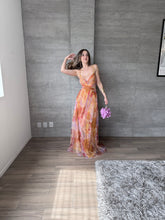 Cargar imagen en el visor de la galería, Calypso - Vestido largo de tul mostaza
