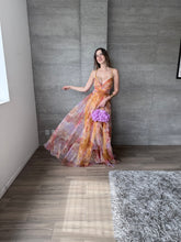 Cargar imagen en el visor de la galería, Calypso - Vestido largo de tul mostaza
