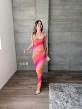 Cargar imagen en el visor de la galería, Ziana - Vestido largo mesh naranja con rosa
