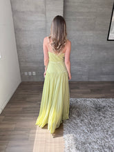 Cargar imagen en el visor de la galería, Prosseco - Vestido largo plisado verde
