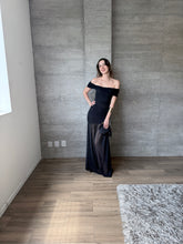 Cargar imagen en el visor de la galería, Giorgia - Vestido largo de mesh negro

