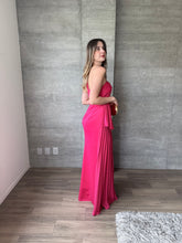 Cargar imagen en el visor de la galería, Mulberry - Vestido largo fuchsia
