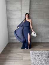 Cargar imagen en el visor de la galería, Máncora - Vestido largo con abertura en pierna marino
