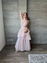 Cargar imagen en el visor de la galería, Barroca - Vestido largo de tul rosa claro
