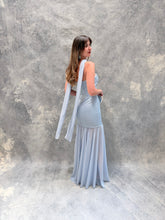 Cargar imagen en el visor de la galería, Sago - Vestido largo strapless azul cielo
