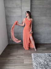 Cargar imagen en el visor de la galería, Silvana - Vestido largo naranja
