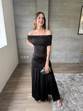Cargar imagen en el visor de la galería, Theia - Vestido largo strapless negro
