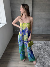 Cargar imagen en el visor de la galería, Giada - Jumpsuit floral azul
