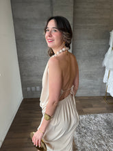 Cargar imagen en el visor de la galería, Mirage - Vestido midi champagne
