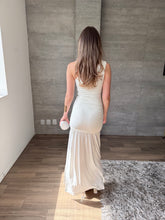 Cargar imagen en el visor de la galería, Kaela - Vestido largo blanco

