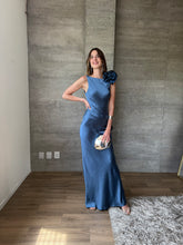 Cargar imagen en el visor de la galería, Francesca - Vestido satindo azul
