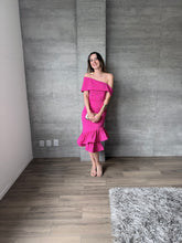 Cargar imagen en el visor de la galería, Megan - Vestido midi rosa
