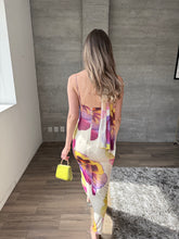 Cargar imagen en el visor de la galería, Shira - Vestido largo con caída multicolor
