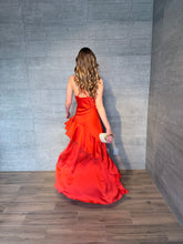 Cargar imagen en el visor de la galería, Agatha - Vestido largo naranja con olanes
