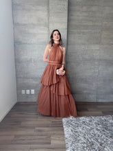 Cargar imagen en el visor de la galería, Barroca - Vestido largo de tul terracota
