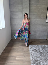 Cargar imagen en el visor de la galería, Maretta - Vestido largo plisado azul multicolor
