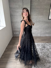 Cargar imagen en el visor de la galería, Lena - Vestido midi de tul negro
