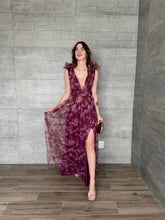 Cargar imagen en el visor de la galería, Begoña - Vestido largo estampado floral morado
