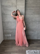 Cargar imagen en el visor de la galería, Jimena - Vestido largo de tul coral
