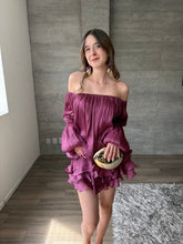 Cargar imagen en el visor de la galería, Zalema - Vestido mini con manga morado
