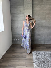 Cargar imagen en el visor de la galería, Blissé - Vestido largo estampado floral lavanda
