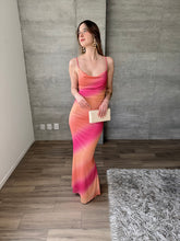 Cargar imagen en el visor de la galería, Ziana - Vestido largo mesh naranja con rosa
