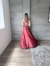 Cargar imagen en el visor de la galería, Mencía - Vestido largo satinado terracota

