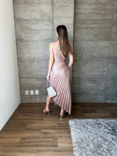 Cargar imagen en el visor de la galería, Sahara - Vestido plisado rosegold
