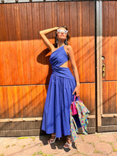 Cargar imagen en el visor de la galería, Girona - Vestido azul midi
